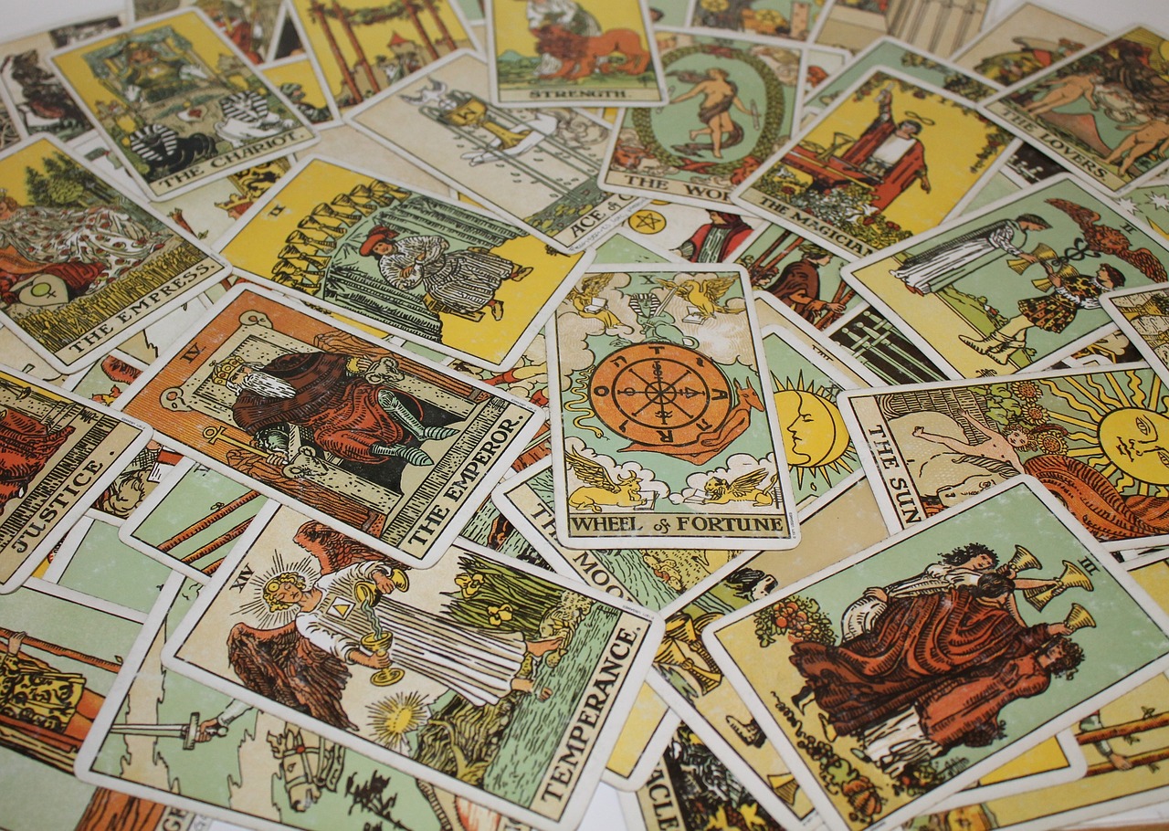 Unlocking the Meaning of Wheel of Fortune Tarot Card